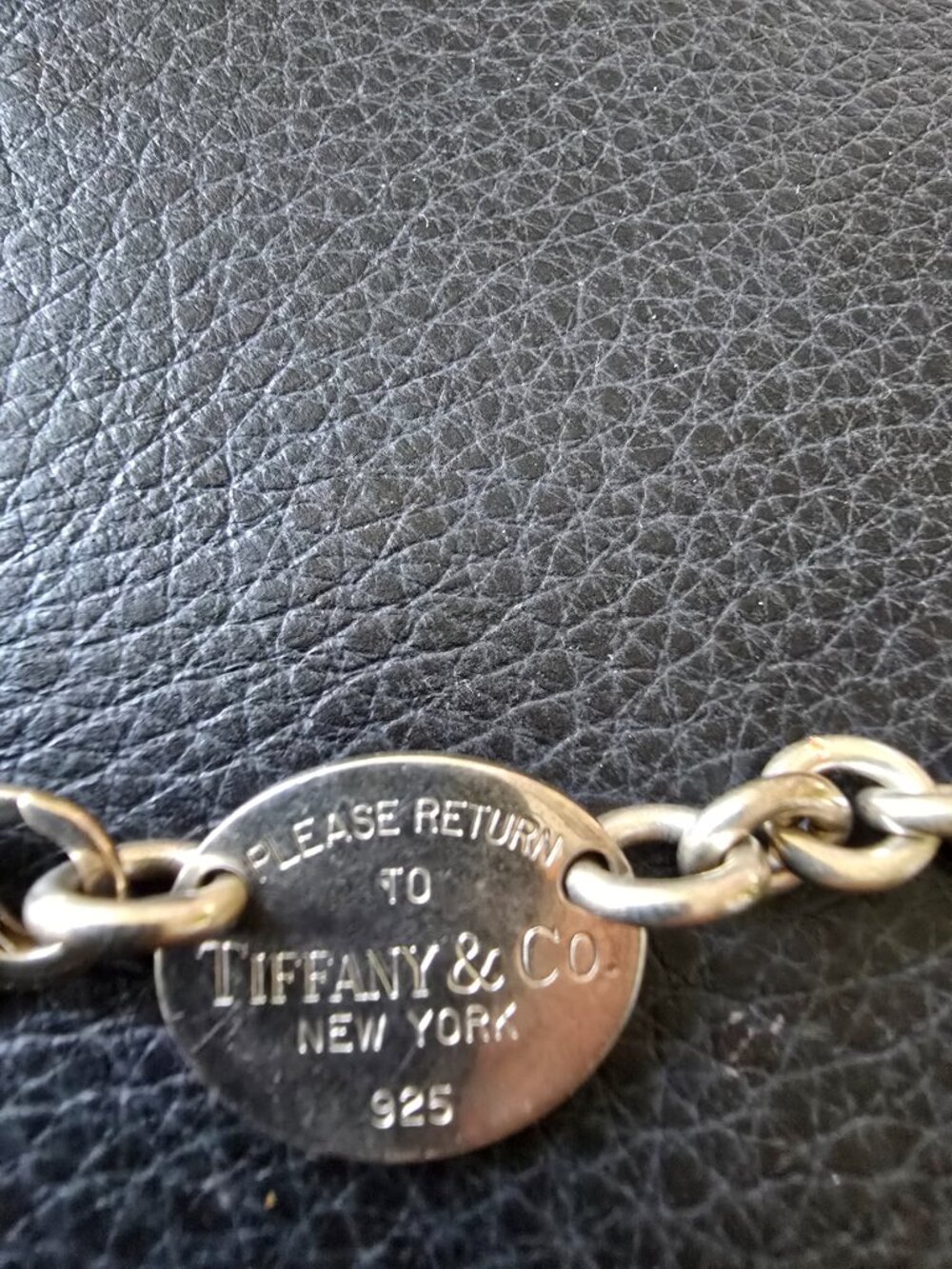 Authenticated "Return to Tiffany" Oval Tag 15.5" Choker With Pouch - Picture 2 of 5